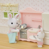 Sylvanian Families Kar Tavşanı Babanın Yemek Pişirme Seti 5678