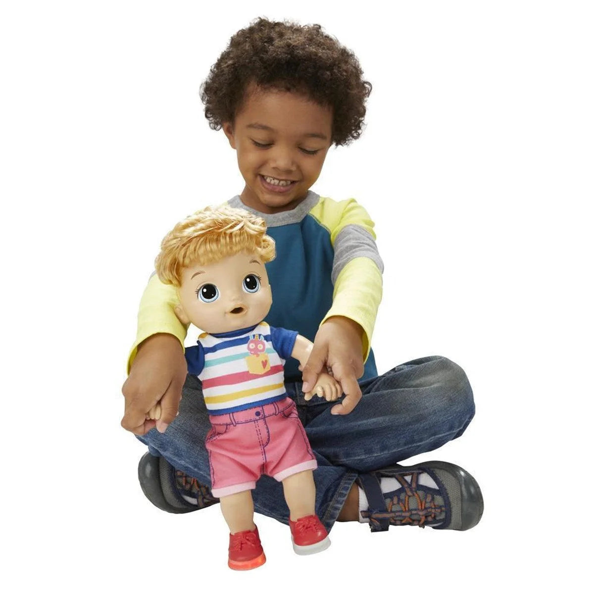 Baby Alive Işıklı Ayakkabılarıyla Neşeli Erkek Bebeğim E5244 | Toysall