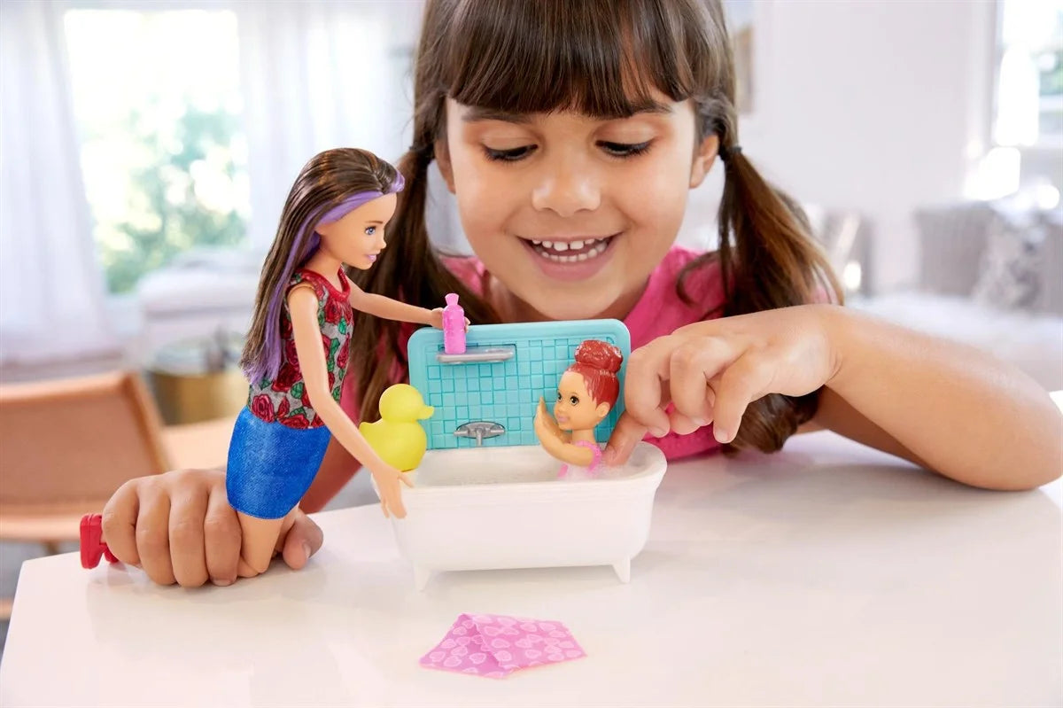 Barbie Bebek Bakıcısı Bebeği ve Aksesuarları Oyun Seti  FHY97-FXH05 | Toysall