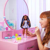 Barbie Dream Besties Brooklyn Bebek ve Aksesuarları JGG39