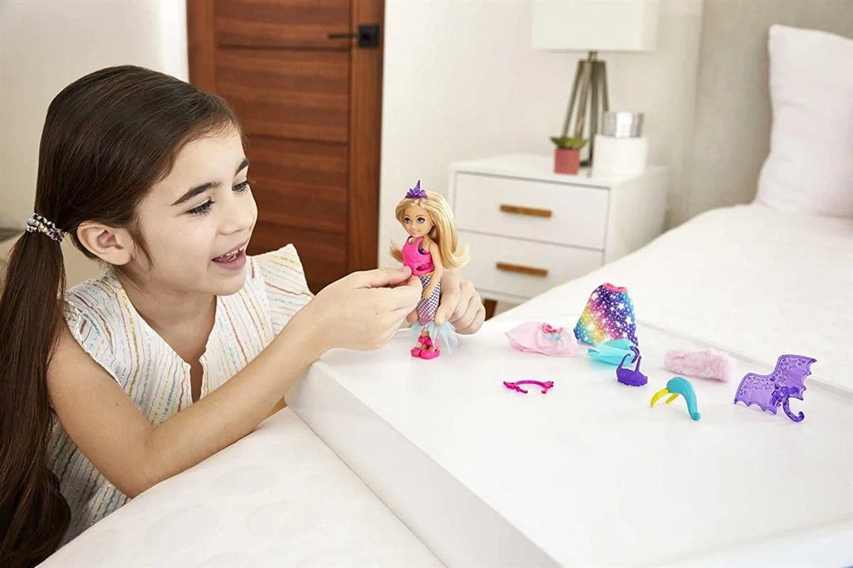 Barbie Dreamtopia Chelsea ve Kostümleri Oyun Seti GTF40 | Toysall