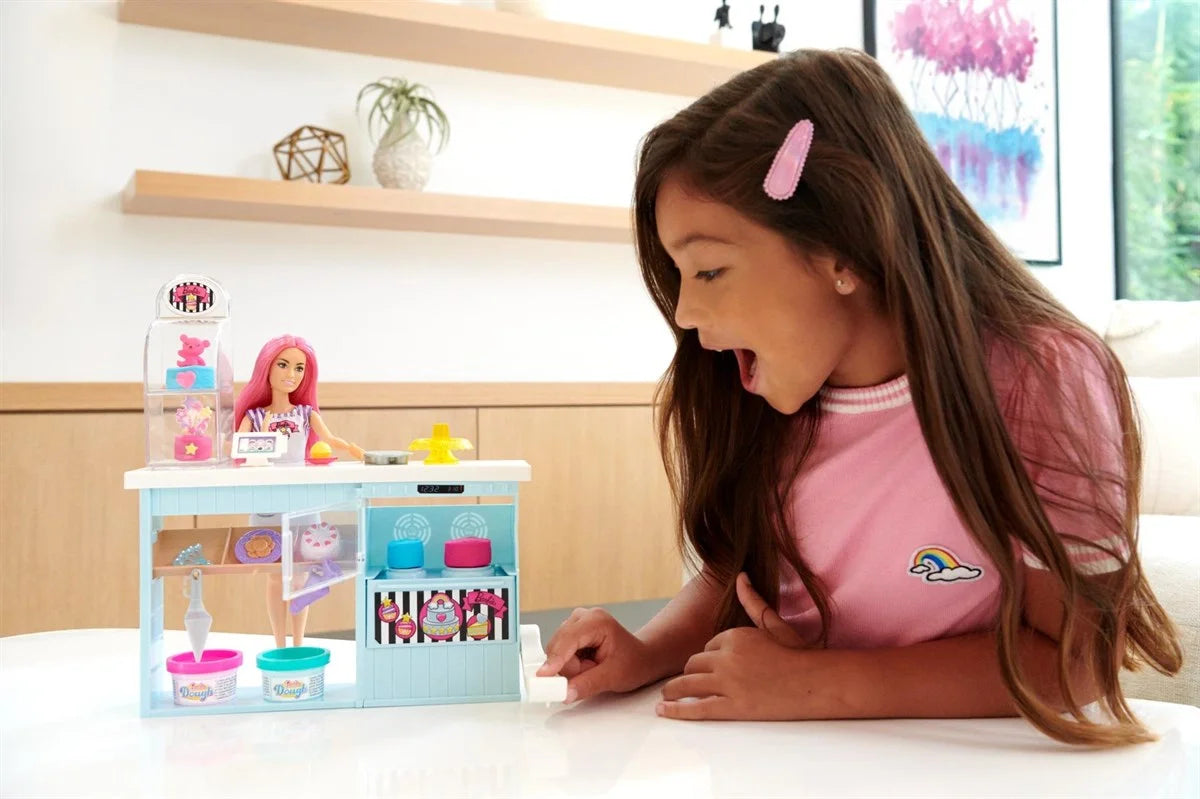 Barbie'nin Pasta Dükkanı Oyun Seti HGB73 | Toysall