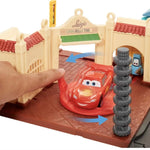 Disney ve Pixar Cars Radiator Springs Oyun Seti HGV68 | Toysall