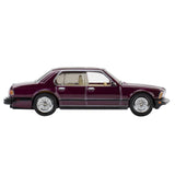 Hot Wheels Premium Pop Culture Stranger Things 1983 BMW 733i JHW81