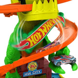 Hot Wheels T-Rex ve İtfaiye İstasyonu Oyun Seti JBM73