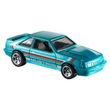 Hot Wheels XL Diecast Araba - 1992 Ford Mustang Foxbody JKL02-JKL05