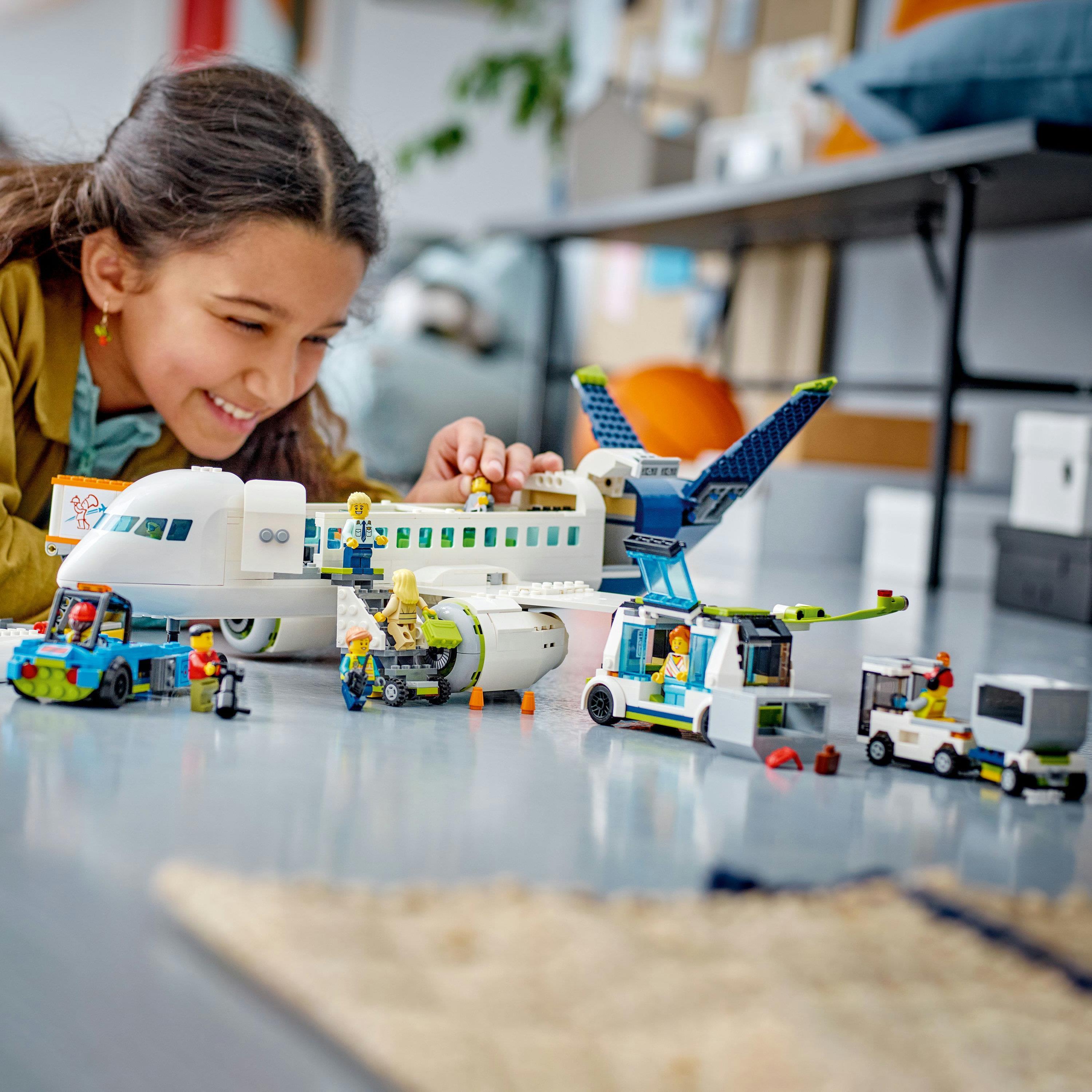 Lego City Yolcu Uçağı 60367 | Toysall