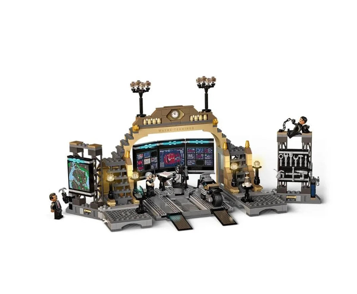 Lego DC Batman Batcave Riddler Karşılaşması 76183 | Toysall