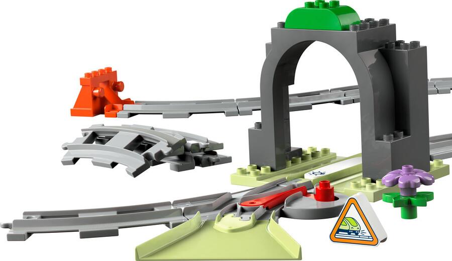 Lego Duplo Kasabası Tren Tüneli ve Rayları Ek Macera Seti 10425