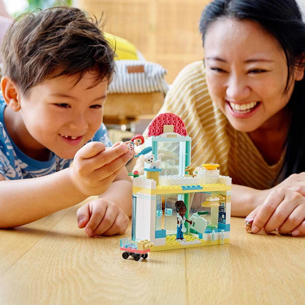 Lego Friends Evcil Hayvan Kliniği 41695 | Toysall