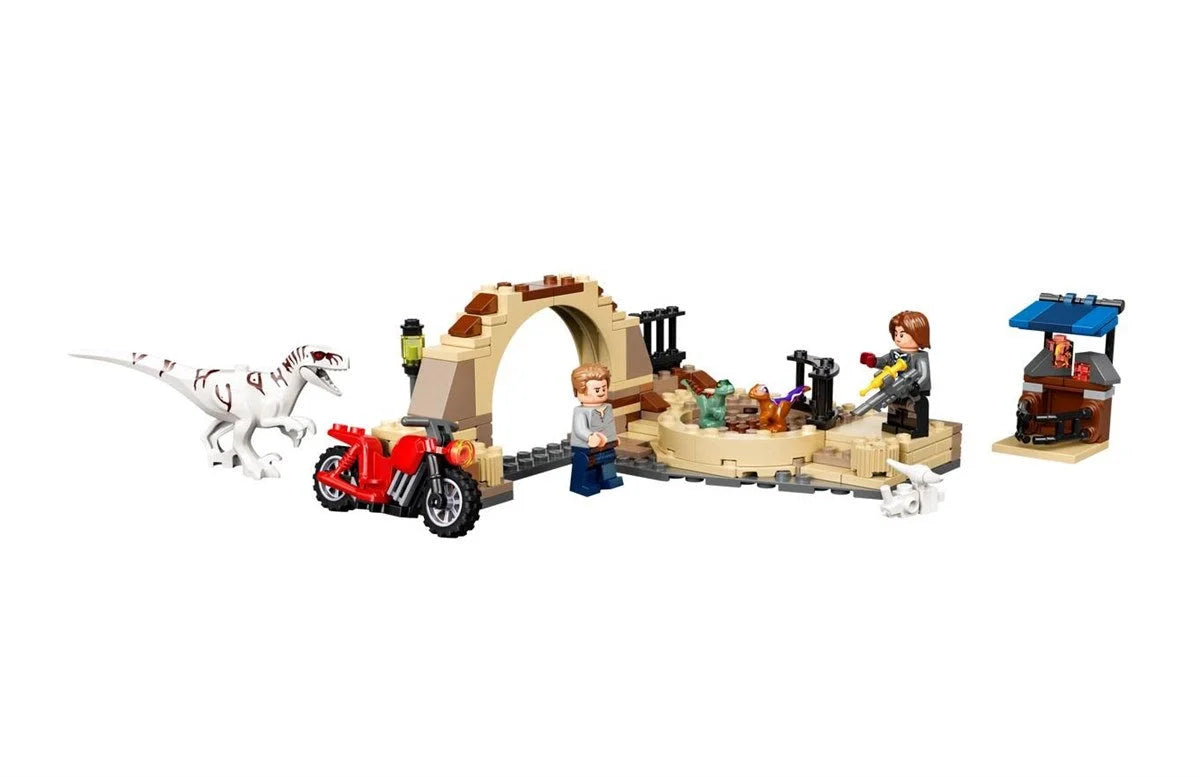 Lego Jurassic World Atrociraptor Dinozor: Motosiklet Takibi 76945 | Toysall