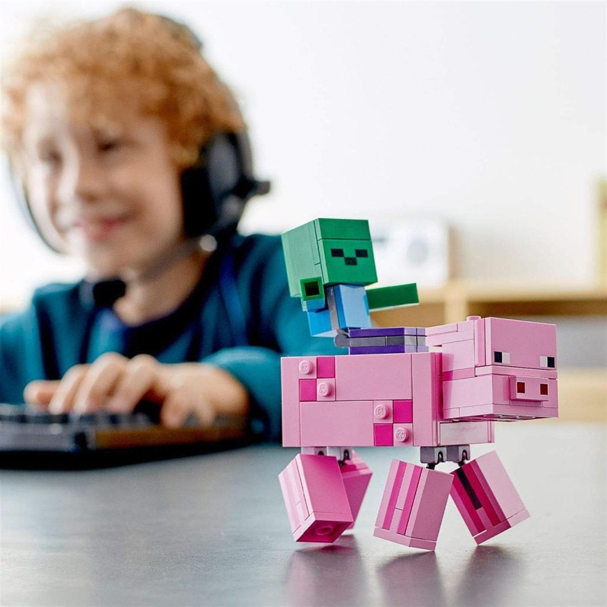 Lego Minecraft BigFig Domuz ile Bebek Zombi 21157 | Toysall