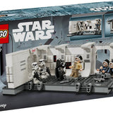 Lego Star Wars Tantive IV’e Biniş 75387