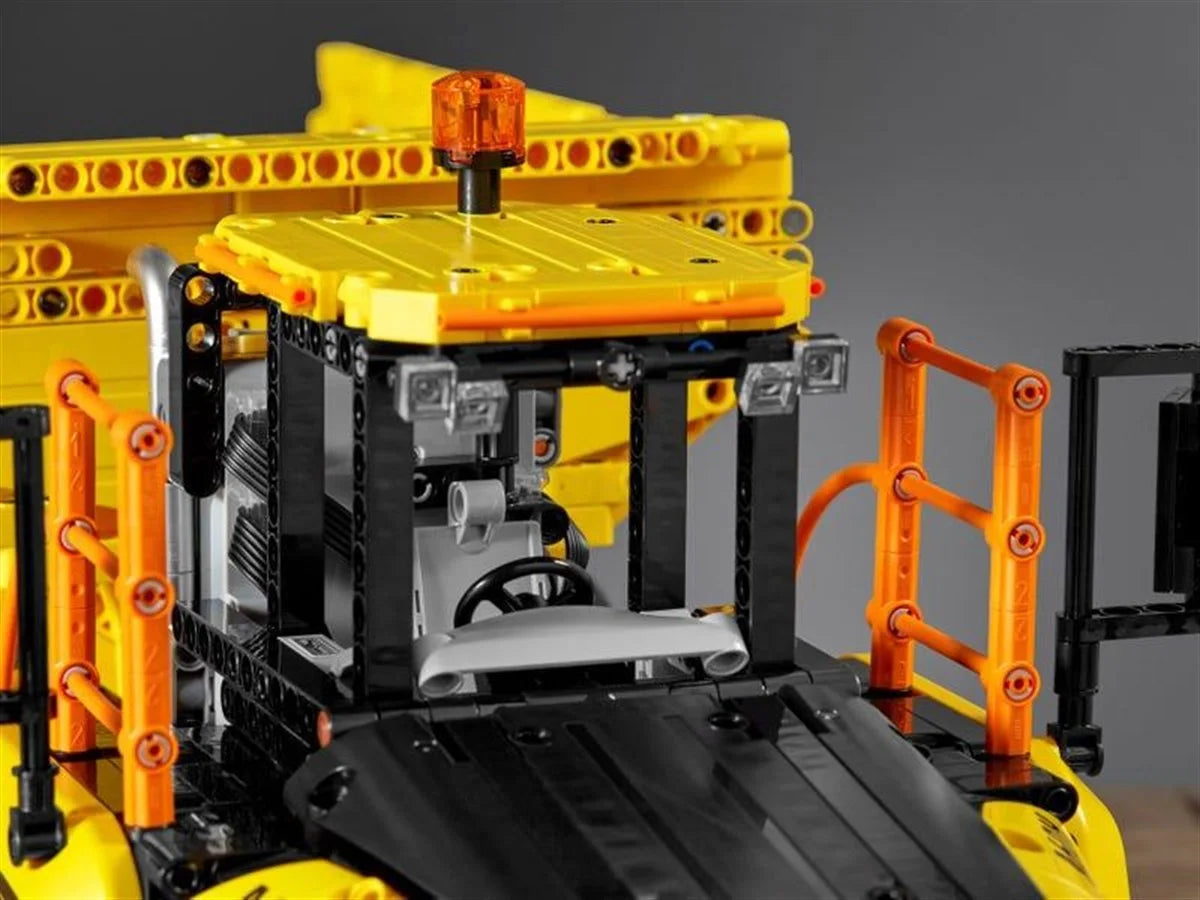 Lego Technic 6x6 Volvo Mafsallı Kamyon 42114 | Toysall