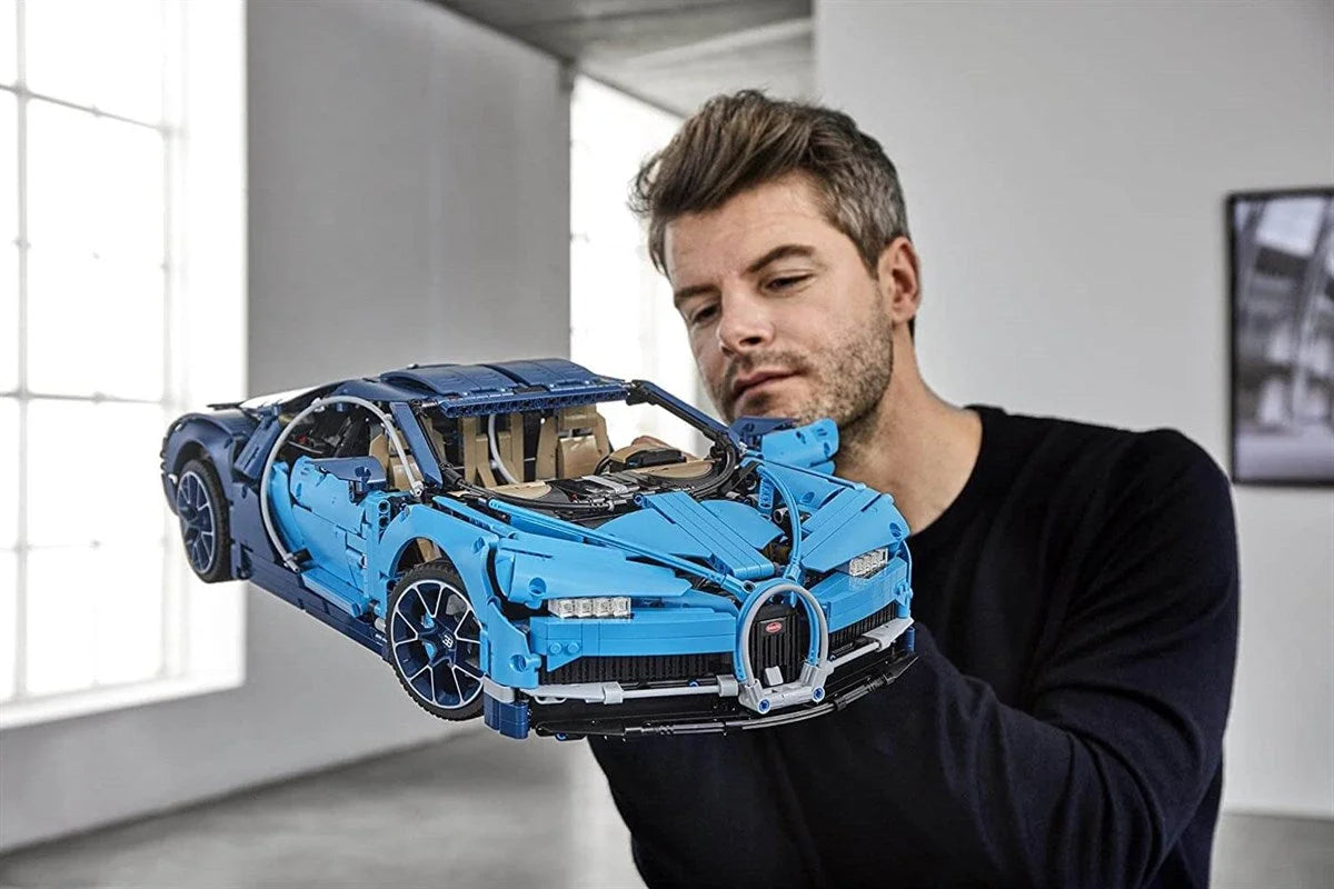 Lego Technic Bugatti Chiron 42083 | Toysall