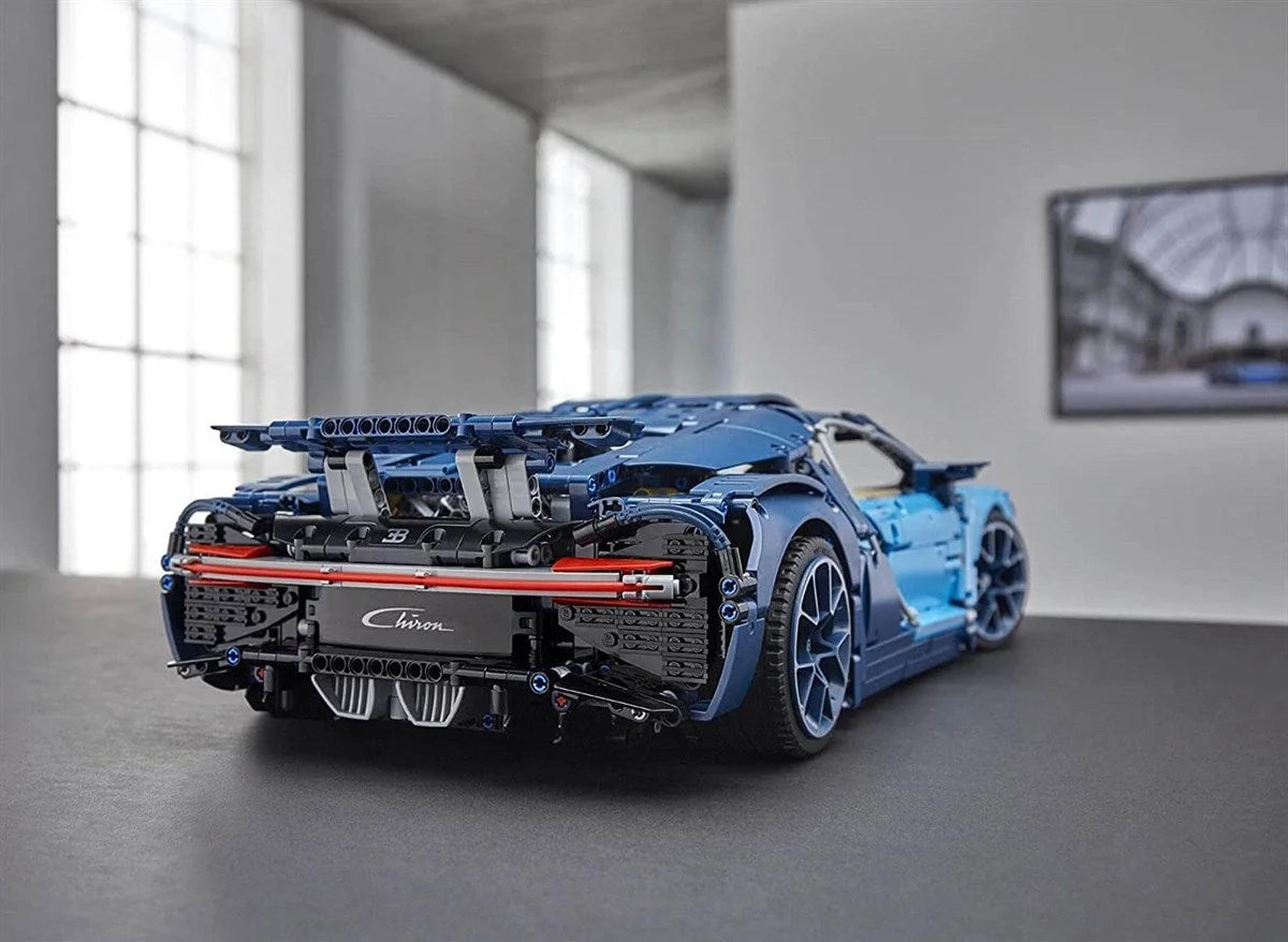 Lego Technic Bugatti Chiron 42083 | Toysall