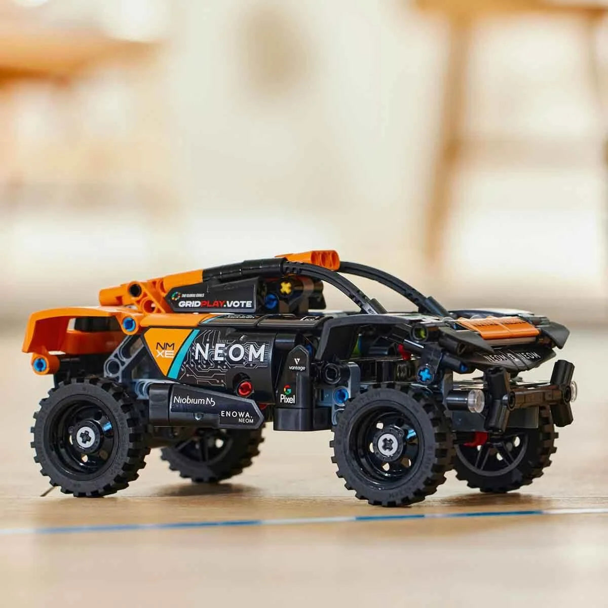 Lego Technic NEOM McLaren Extreme E Yarış Arabası 42166 | Toysall