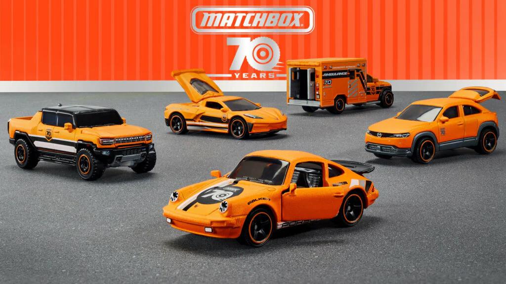 Matchbox 70. Yıla Özel Tekli Arabalar 2019 Ram Ambulance HMV12-HMV17 | Toysall