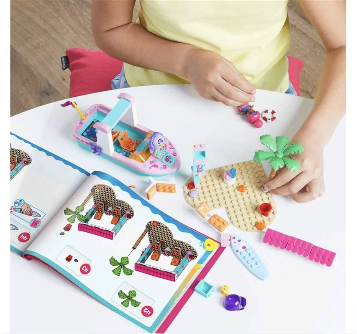 MEGA Barbie Color Reveal Yunus Keşfi Yapı Seti HHW83 | Toysall