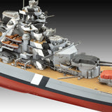 Revell Gift Set 1:700 & 1:1200 The Legendary Bismarck 5637