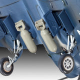 Revell Model Set 1:72 F4U-4 Corsair 63955
