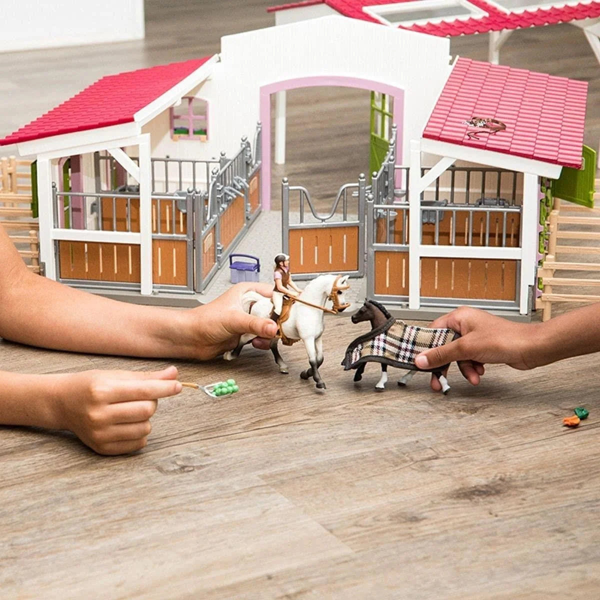 Schleich Farm Binicilik Merkezi Seti 42344 | Toysall