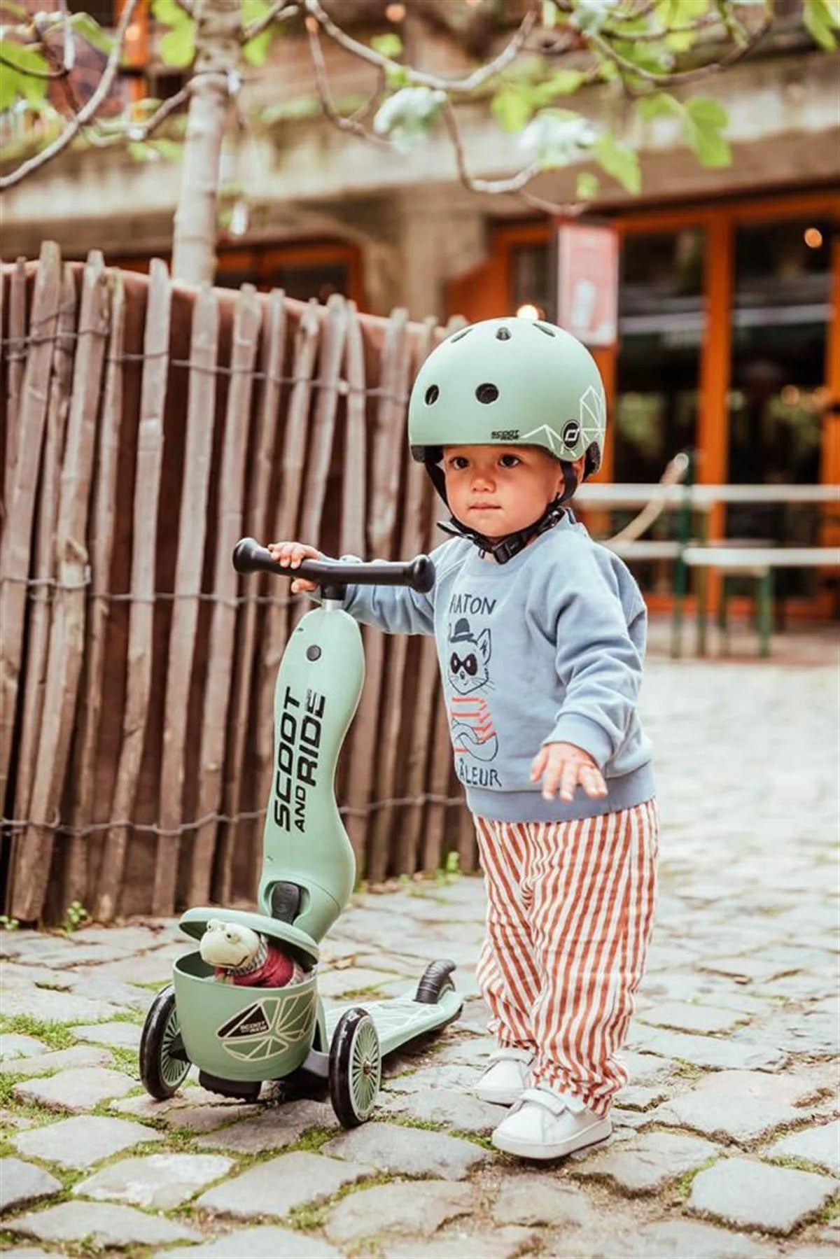 Trottinette 3 Roues Adulte Scoot And Ride Highway Kick 1 Lifestyle – Trottinette Enfant Évolutive Green Lines – Dès 1 An Trottinette 3 Roues Adulte Scoot And Ride Highway Kick 1 Lifestyle – Trottinette Enfant Évolutive Green Lines – Dès 1 An
