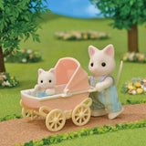 Sylvanian Families Çiçekli Kedi Baba ve Bebek Arabası 5683