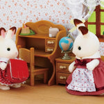 Sylvanian Families Çikolata Kulaklı Tavşan Kız ve  Çalışma Masası 5016 | Toysall