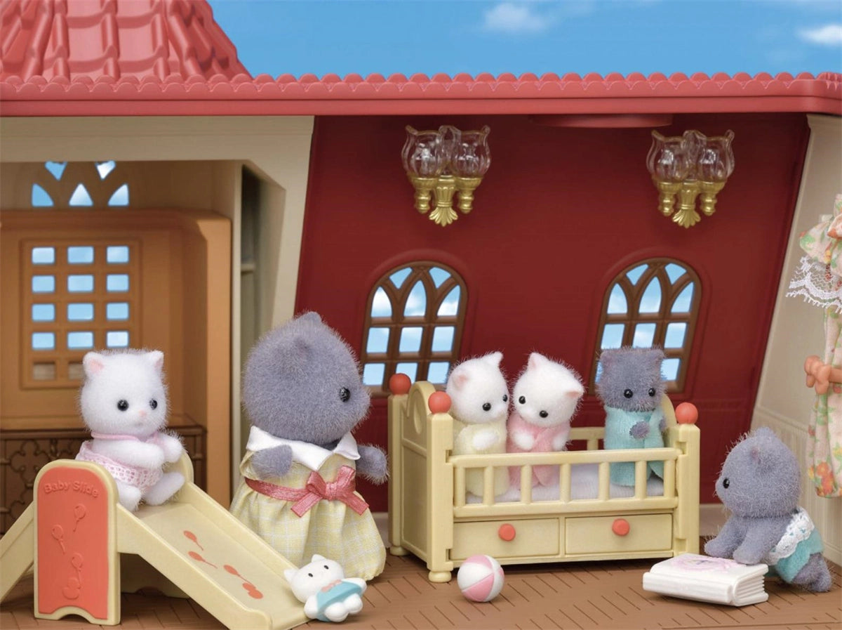 Sylvanian Families Kırmızı Çatılı Kule Ev 5400 | Toysall