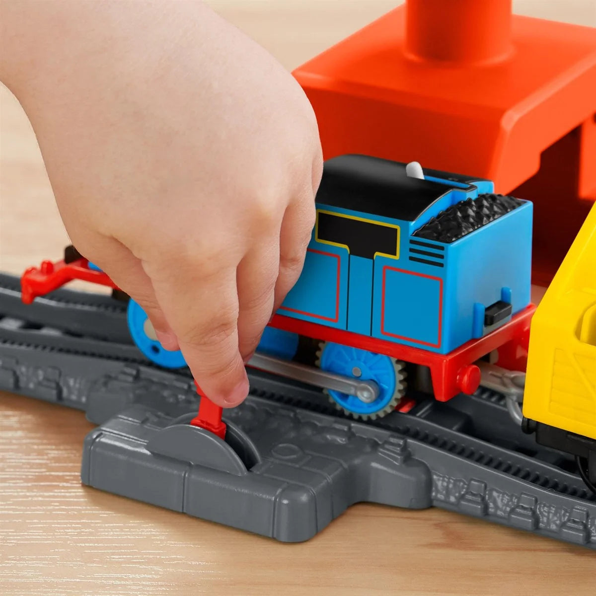 Thomas & Friends Thomas Kargo Macerası GHK83 | Toysall