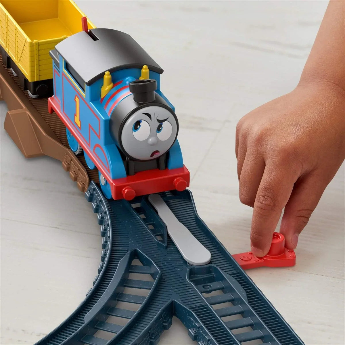 Thomas ve Arkadaşları Motorlu Tren Seti HGY78-HGY79 | Toysall