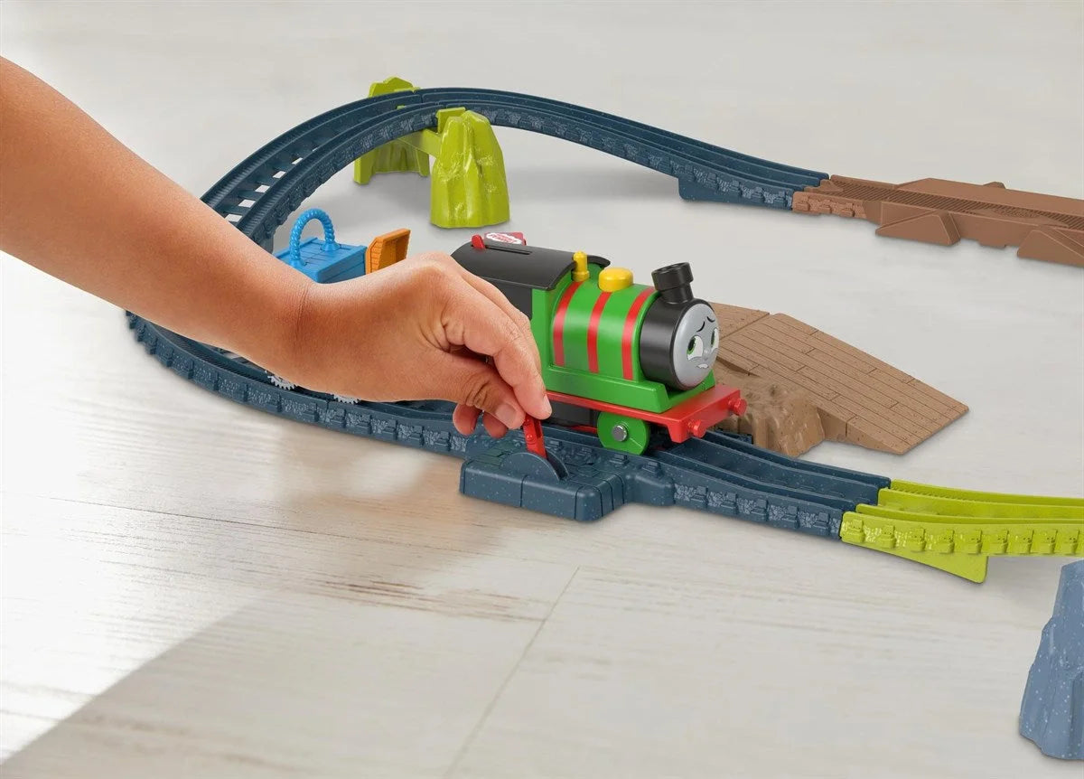 Thomas ve Arkadaşları Motorlu Tren Seti HGY78-HGY80 | Toysall